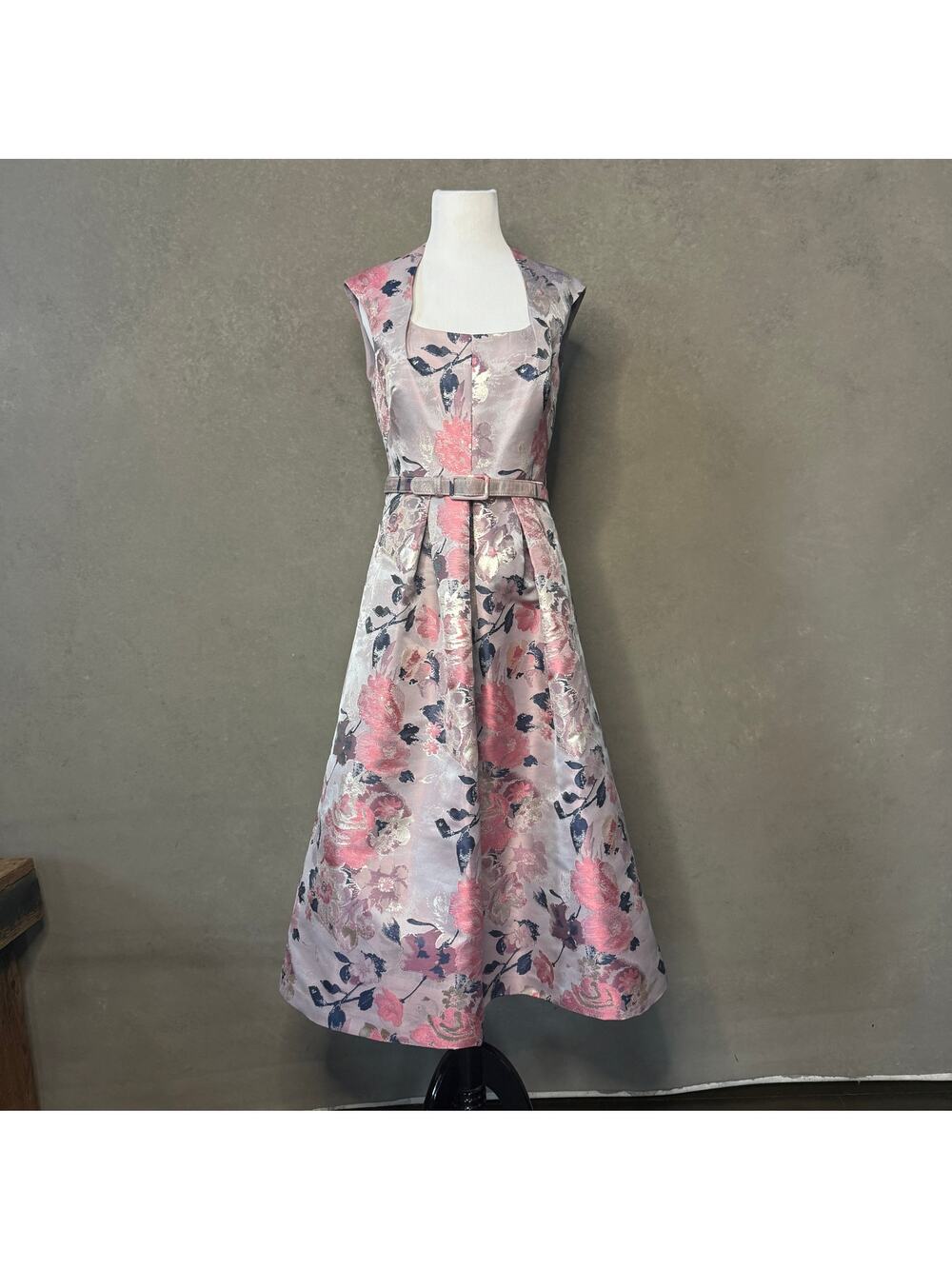 Kay Unger Lizbeth Floral Metallic Jacquard Tea Length Belted Dress Size 6